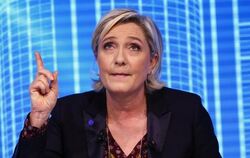 Die französische Präsidentschaftskandidatin Marine Le Pen hatte Ende 2015 unter anderem ein Bild verbreitet, das den enthaupt