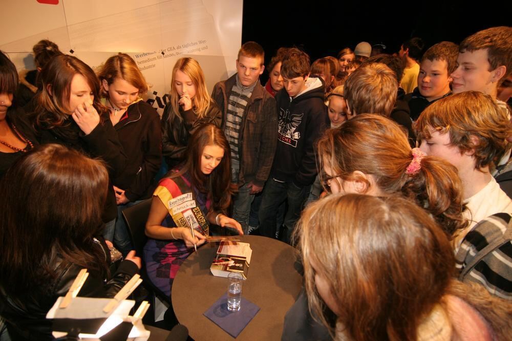 miss_germany_zms_november2009_42 (jpg)