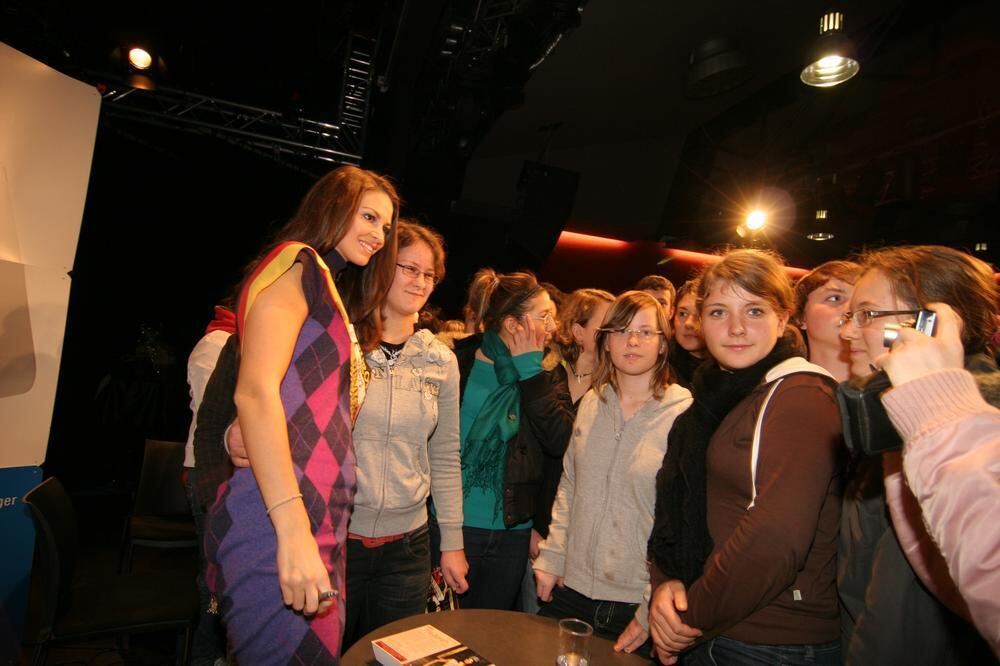 miss_germany_zms_november2009_41 (jpg)