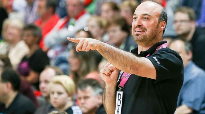 Der Trainer des TV Neuhausen, Alexander Job.