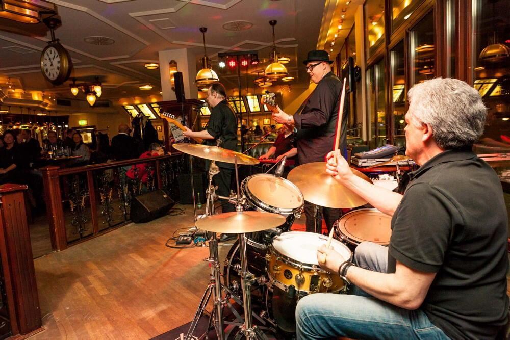 Live-Nacht Reutlingen 25. März 2017