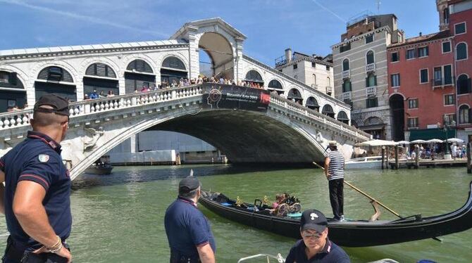 Die Rialto-Brücke über den Canale Grande in Venedig. Foto: Andrea Merola