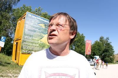 100_jahre_schoenbergturm_unterhose_1 (JPG)