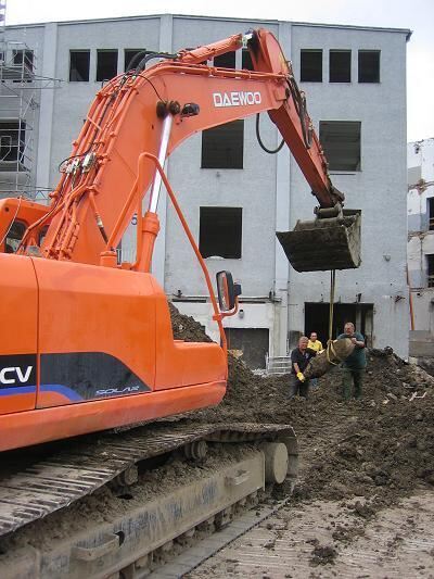 fliegerbombe_engel_areal_reutlingen_juni_2006_17 (JPG)