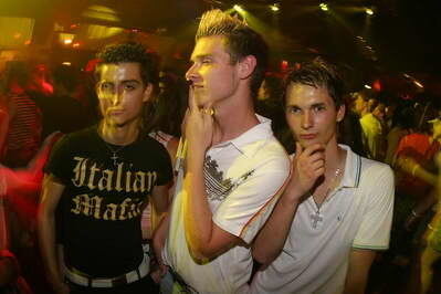 aFaerbe_400_AEG_Party14 (jpg)