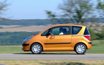 der_peugeot_1007_2 (jpg)