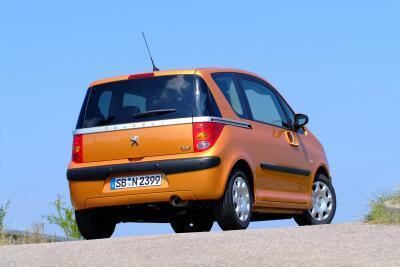 der_peugeot_1007_3 (jpg)