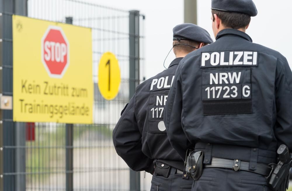 Anschlag auf BVB-Bus
