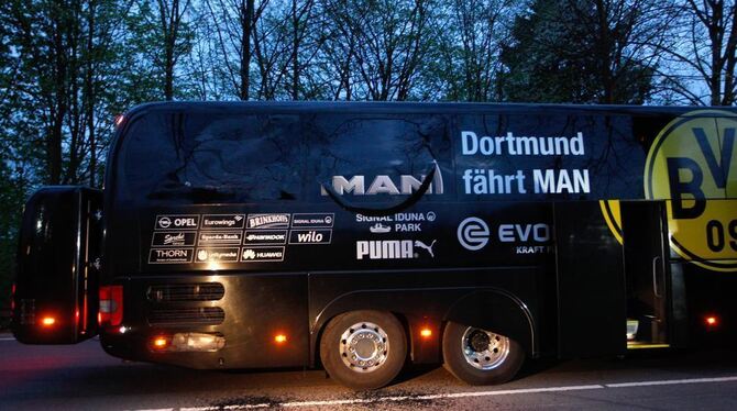 Anschlag auf BVB-Bus