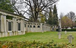 Der Friedhof unter den Linden.