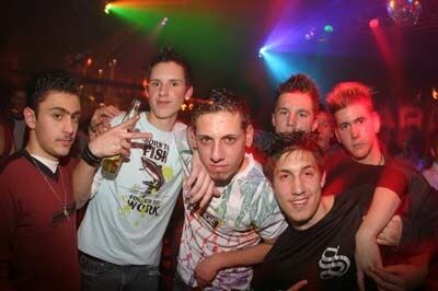 Faerbeparty_22 (jpg)