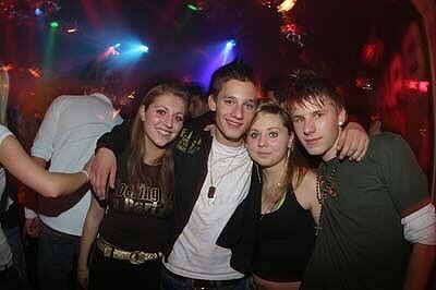 Faerbeparty_25 (jpg)