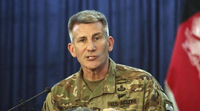 Der Befehlshaber der Mission »Resolute Support« der US-Streitkräfte in Afghanistan, John W. Nicholson Jr., spricht während ei