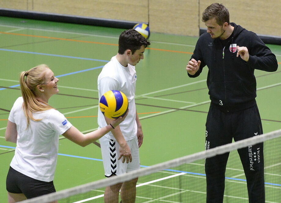 Abi-Volleyball-Training mit den Profis des TV Rottenburg