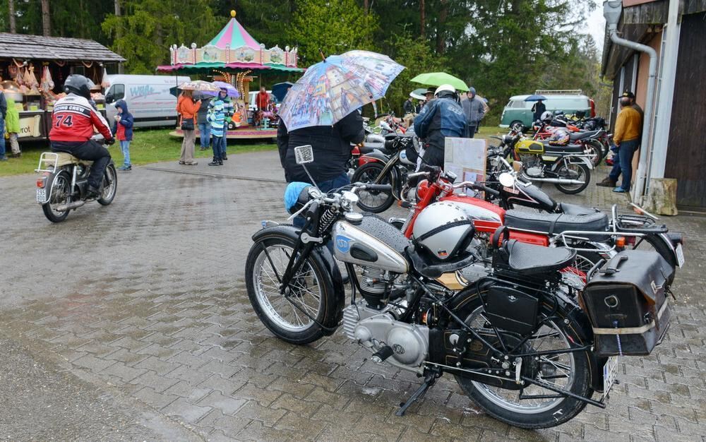 Oldtimer- und Dampfmaschinenfest Münsingen 2017