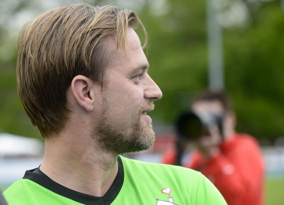 Promi-Benefiz-Kick in Tübingen