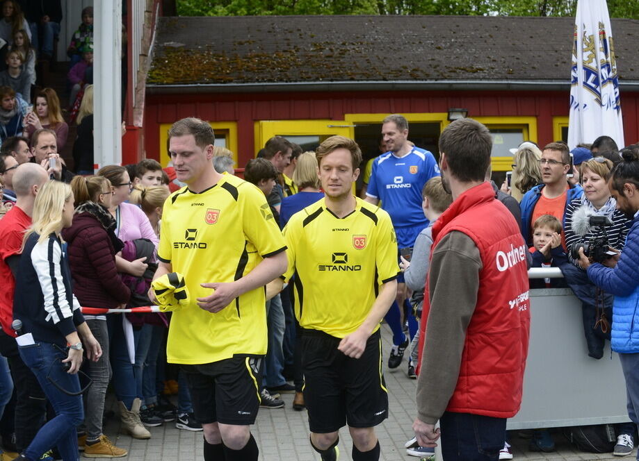 Promi-Benefiz-Kick in Tübingen