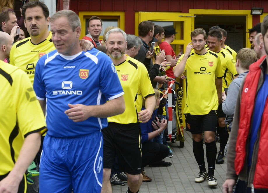 Promi-Benefiz-Kick in Tübingen