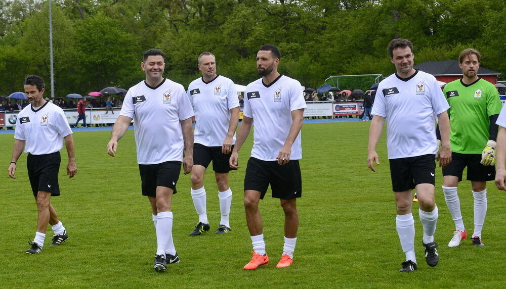 Promi-Benefiz-Kick in Tübingen