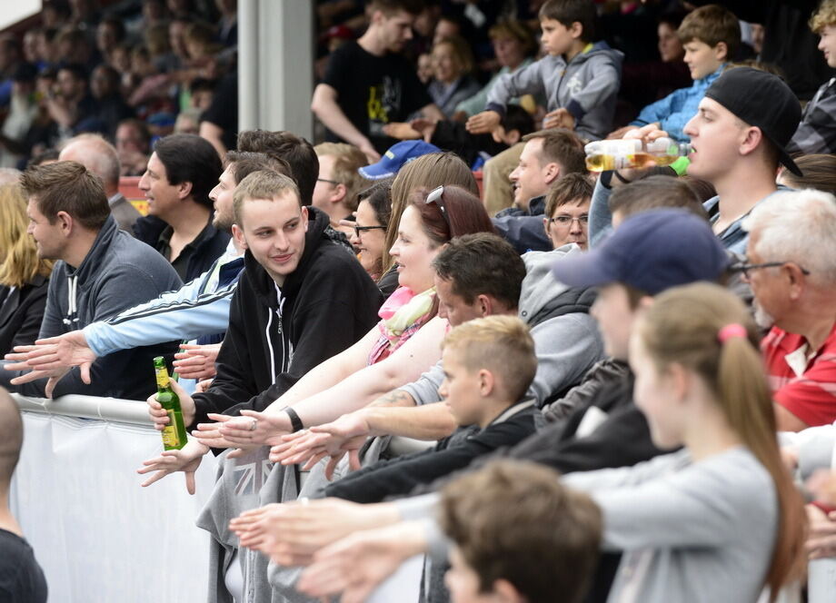 Promi-Benefiz-Kick in Tübingen
