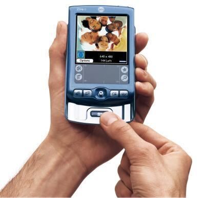 Mit dem Zire 71 Handheld möchte Palm den Trend der heutigen Zeit treffen: mobiles Entertainment, spontane Schnappschüsse, Abspie