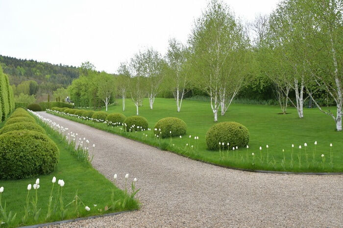 Führung durch das Gartenkunstwerk von Roland Doschka