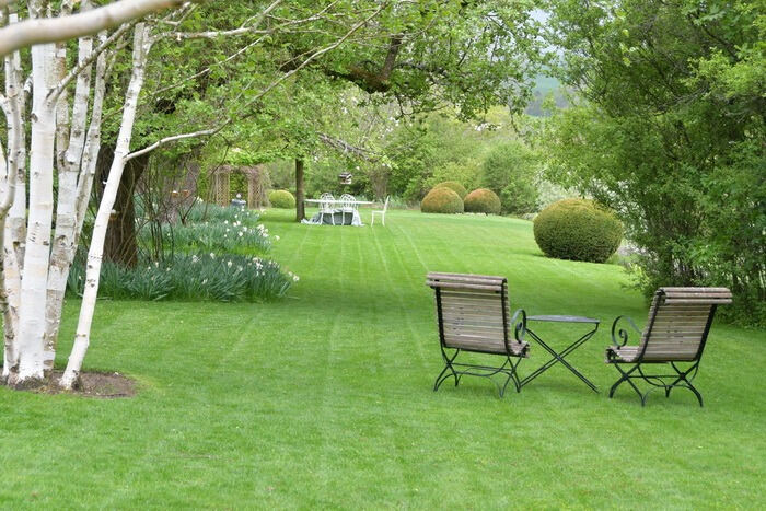 Führung durch das Gartenkunstwerk von Roland Doschka