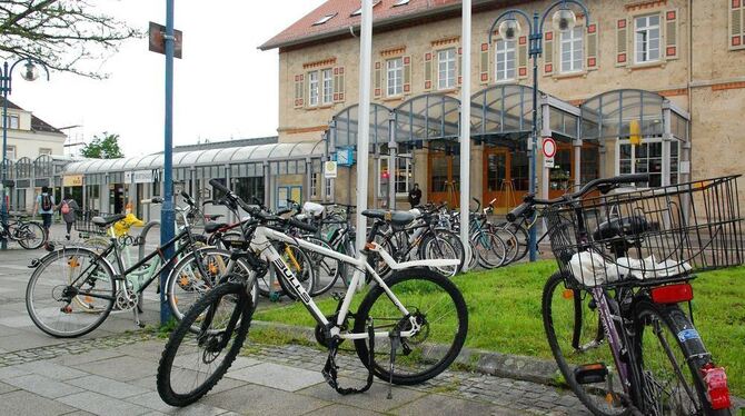 Am Metzinger Bahnhof  greifen  Langfinger immer wieder zu Fahrrädern, ebenso an Schulen.