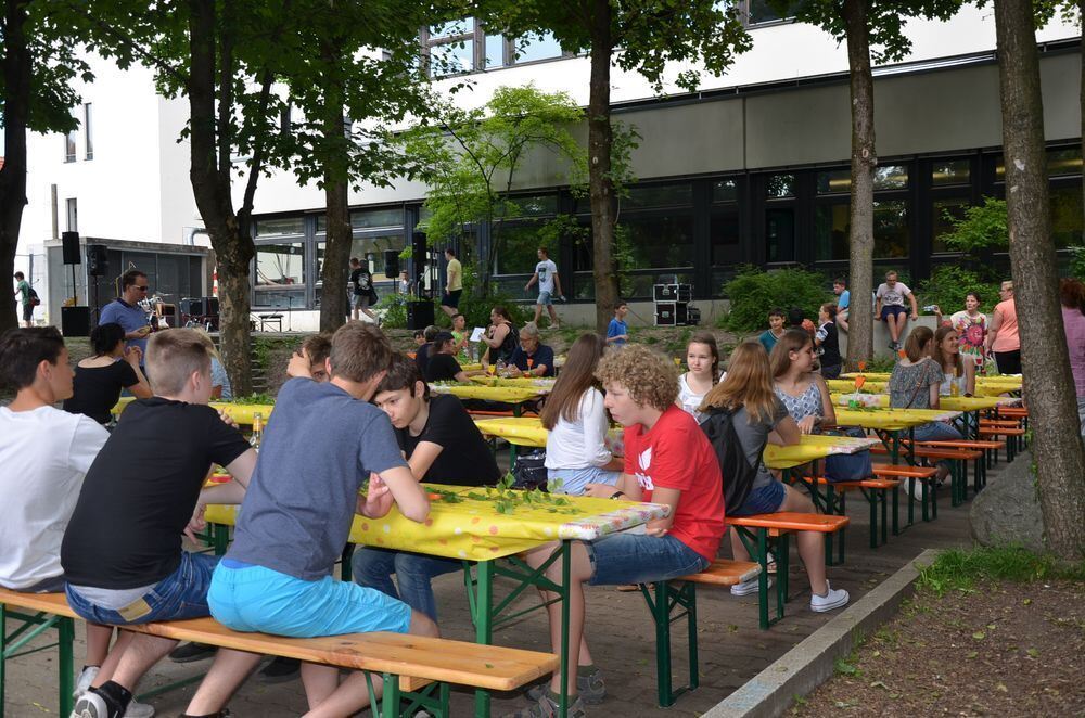 Wilhelm-Hauff-Realschule Pfullingen feiert Erweiterung