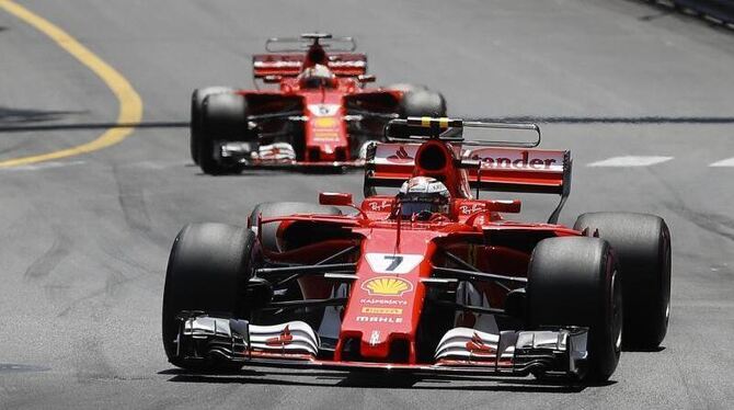 Ferrari tritt nach dem Leistungseinbruch von Mercedes in Kanada als Favorit an. Foto: Frank Augstein