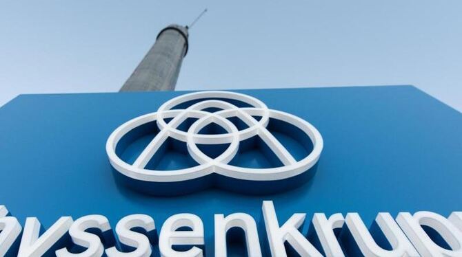 In dem 246 Meter hohen Testturm testet ThyssenKrupp neuartige Aufzüge. Foto: Patrick Seeger