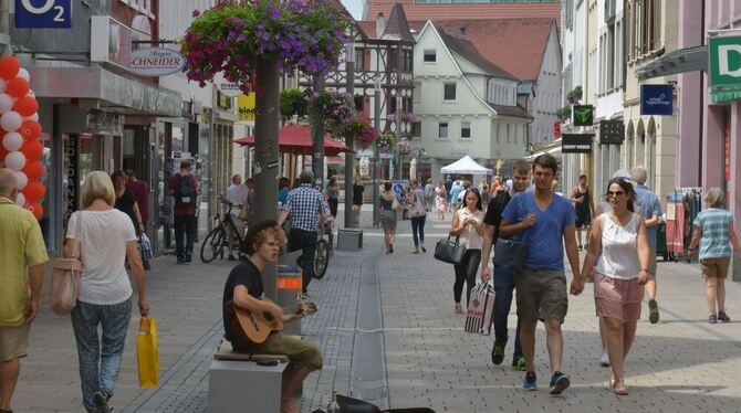 Läden, Gastronomie und Ambiente: Die obere Wilhelmstraße bietet mehr als nur Einkaufserlebnisse.