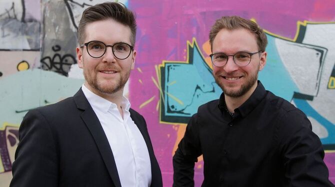 Dieter (links) und Peer (rechts) Ripberger, designierte Intendanten des Tübinger Zimmertheaters. Foto: Jens Schicke