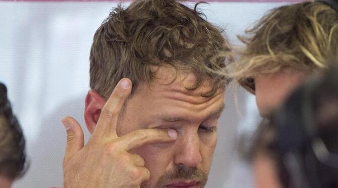 Mit einem blauen Auge davongekommen: Sebastian Vettel bekommt für seinen Wut-Rempler keine weitere Strafe aufgebrummt. Foto: