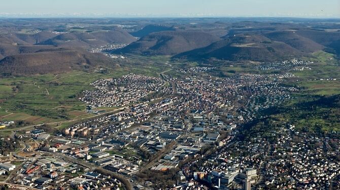 Pfullingens Lage am Fuß der Alb ist eine der Besonderheiten, die für den Stadtentwicklungsprozess eine Rolle spielen werden.