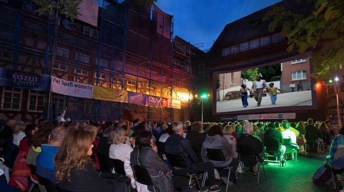 Zum Auftakt ausverkauft: Das Open-Air-Kino im Spitalhof startete mit dem GEA-Wunschilm.