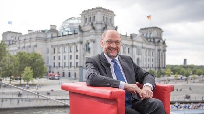 Der SPD-Vorsitzende und Kanzlerkandidat Martin Schulz vor der Aufzeichnung der ARD-Sendung »Bericht aus Berlin«. Foto: Jörg C