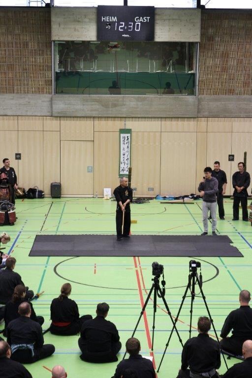 Japanischer Schwertmeister Sensei in Reutlingen
