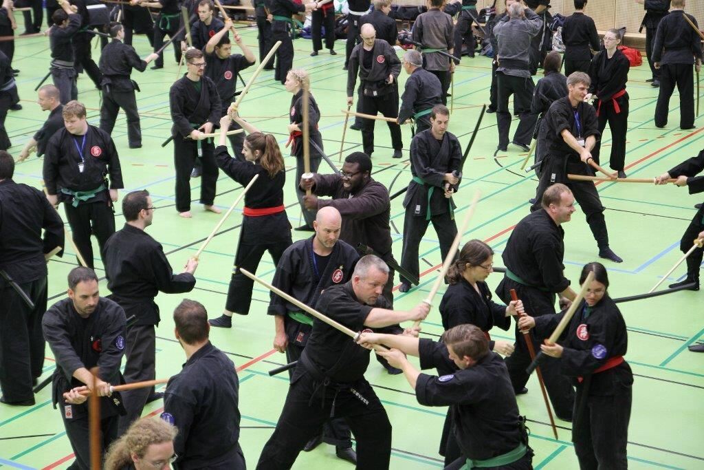 Japanischer Schwertmeister Sensei in Reutlingen