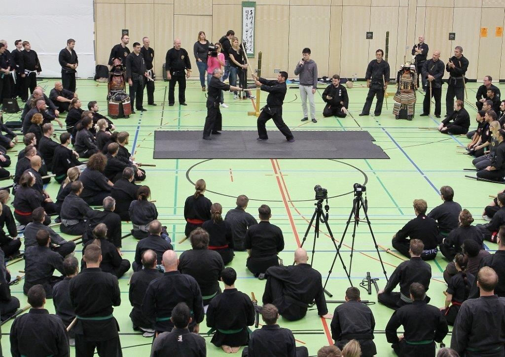 Japanischer Schwertmeister Sensei in Reutlingen