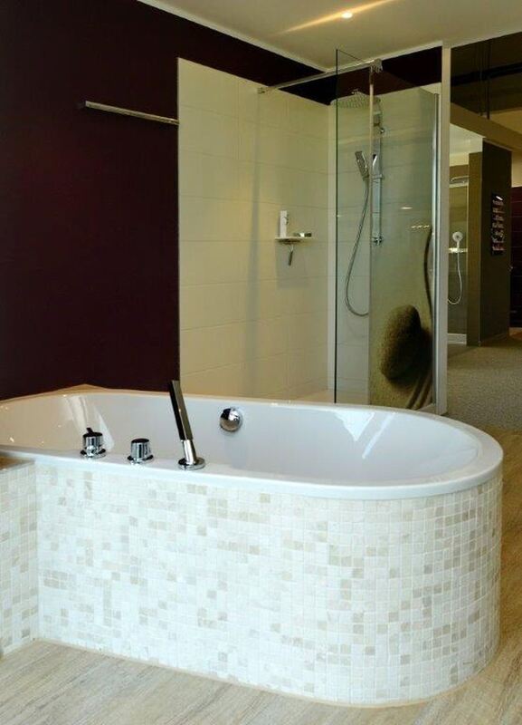 Herrlinger KG in Metzingen Bad-Ausstellung »Elements«