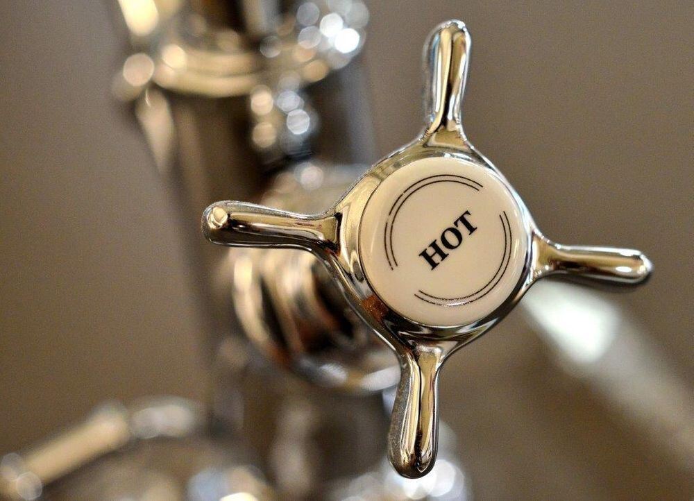 Herrlinger KG in Metzingen Bad-Ausstellung »Elements«