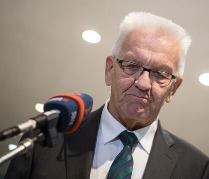 Winfried Kretschmann kommt nach der Bundestagswahl ins Grübeln.