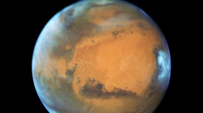 Auch wenn man noch nicht selbst hinreisen kann - der eigene Name kann bereits zum Mars geschickt werden. Foto: Nasa/Hubble