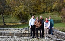 Ralf Stoll, Willi Herrmann, Dieter Winkler, Tanja Dreher und Manuel Hailfinger haben Pläne mit dem Kurgarten.