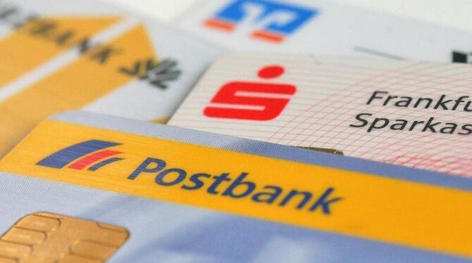 Im vergangenen Jahr kam das Vermögensbarometer zu dem Schluss, dass der Blick aufs eigene bankkonto die Mehrheit der Bundesbü