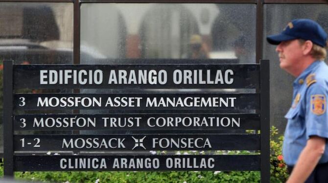 Die Panama-Papers waren Unterlagen der panamaischen Anwaltskanzlei Mossack Fonseca, die von Journalisten weltweit ausgewertet Die Panama-Papers waren Unterlagen der panamaischen Anwaltskanzlei Mossack Fonseca, die von Journalisten weltweit ausgewertet