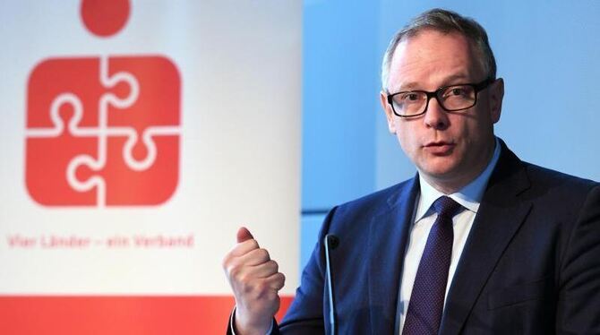 Der Präsident des Sparkassen- und Giroverbandes, Georg Fahrenschon. Foto: Ralf Hirschberger/Archiv