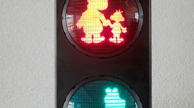 Das Modell einer Verkehrsampel mit den schwäbischen Kultfiguren »Äffle und Pferdle«