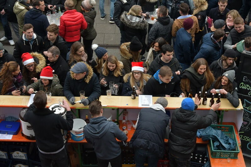 Feucht fröhlicher Heiliger Morgen in Reutlingen